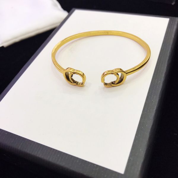 Luxurys Charm Bracelets designer jewelry